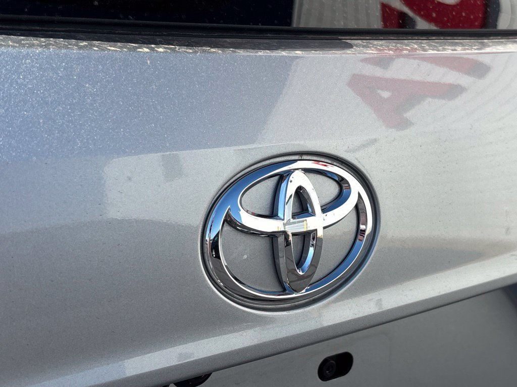 Used 2025 Toyota Highlander Platinum AWD/4WD image 37