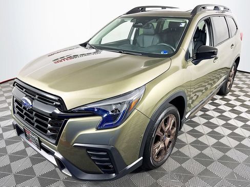 Used 2025 Subaru Ascent Bronze Edition AWD/4WD image 3