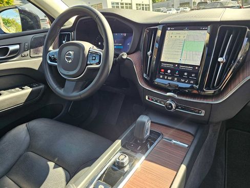 Certified 2023 Volvo XC60 B5 Plus w/ Protection Package Premier AWD/4WD image 12