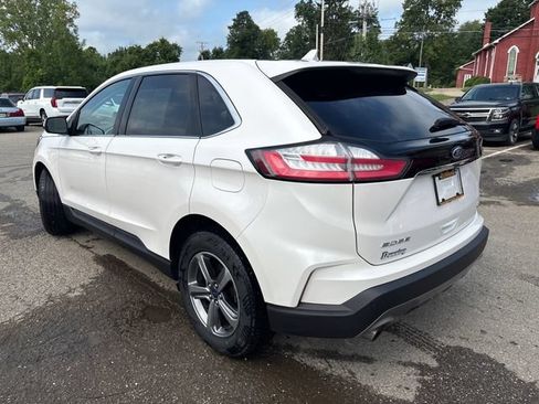 Used 2019 Ford Edge SEL w/ Equipment Group 201A AWD/4WD image 2