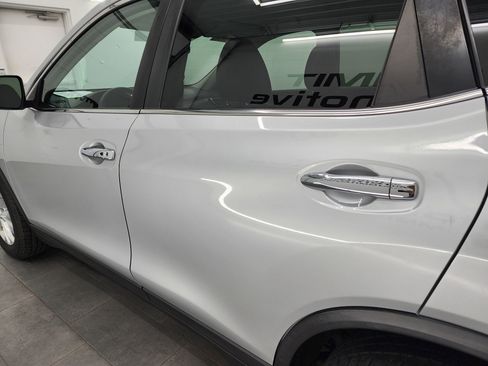 Used 2016 Nissan Rogue SV image 31