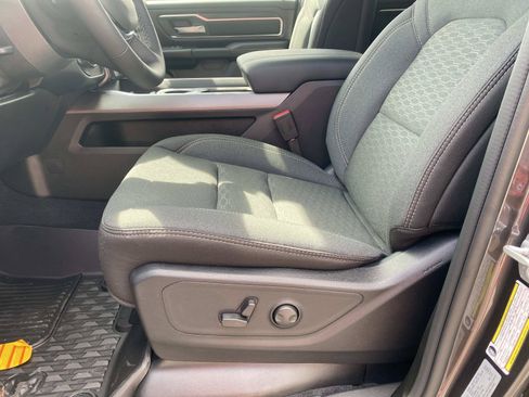 New 2026 RAM 1500 Big Horn AWD/4WD image 15