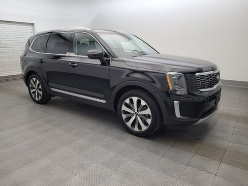 Used 2020 Kia Telluride EX w/ EX Premium Package FWD image 11