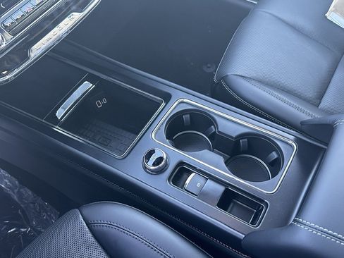 New 2026 Lincoln Corsair Reserve w/ Jet Appearance Package image 30