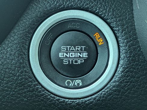 Used 2020 RAM 1500 Lone Star image 17