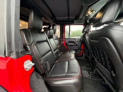 Used 2021 Jeep Wrangler Unlimited Rubicon AWD/4WD image 18