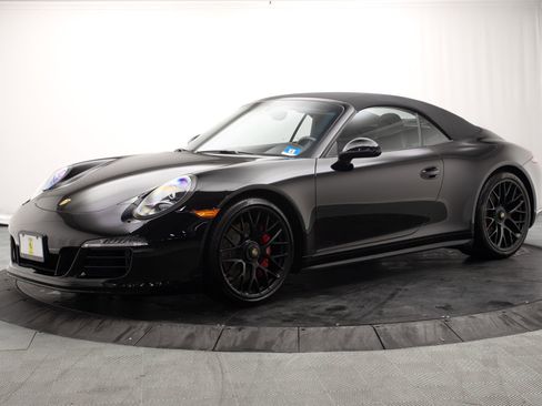 Used 2015 Porsche 911 Carrera 4 GTS AWD/4WD image 11