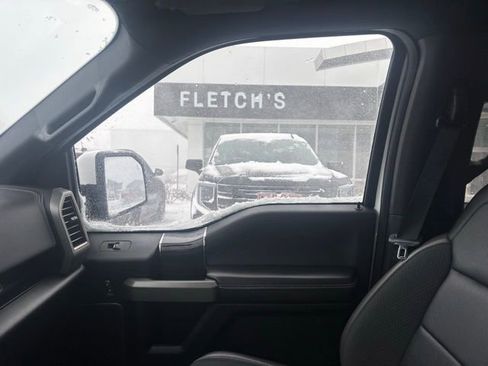 Used 2019 Ford F150 Raptor w/ Equipment Group 802A Luxury image 12