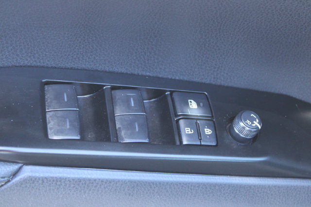 Used 2026 Toyota Camry XLE FWD image 11