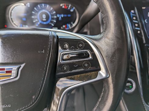Used 2016 Cadillac Escalade Platinum image 18