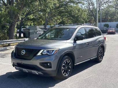Used 2020 Nissan Pathfinder SL
