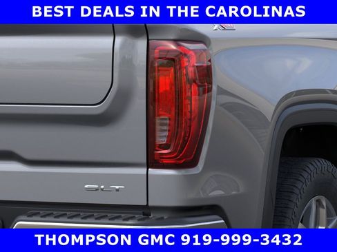 New 2026 GMC Sierra 1500 SLT AWD/4WD image 14