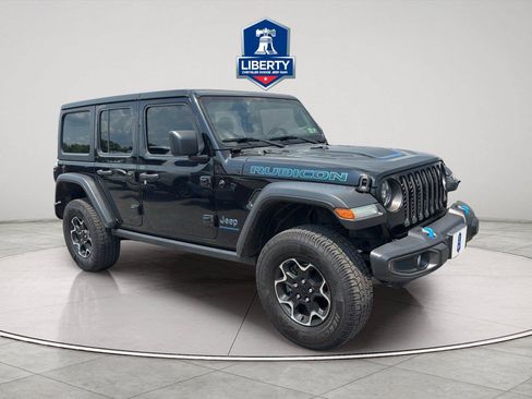 Used 2023 Jeep Wrangler Unlimited Rubicon 4xe w/ Cold Weather Group AWD/4WD image 15