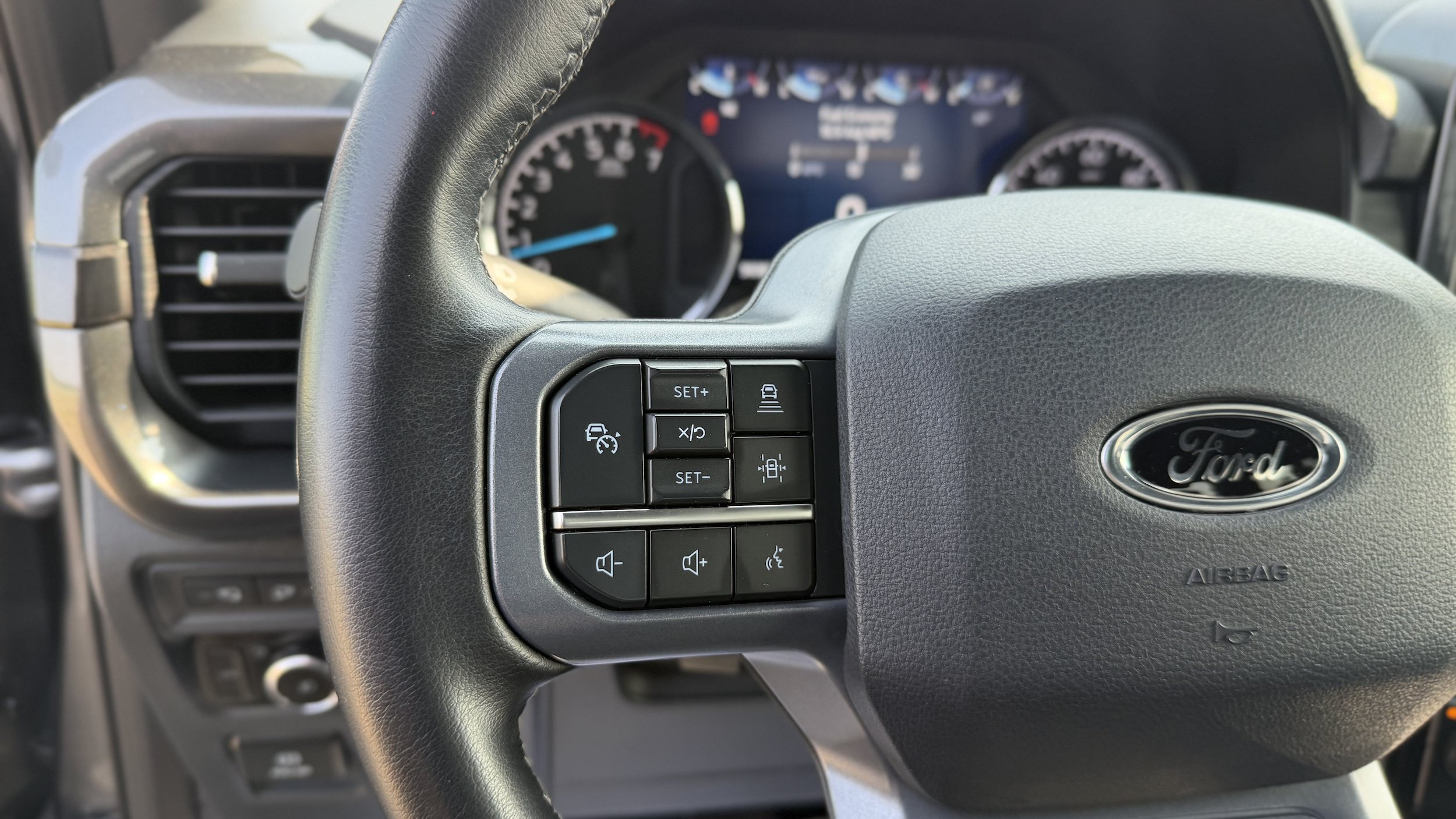 Used 2023 Ford F150 XLT w/ Equipment Group 302A High AWD/4WD image 32