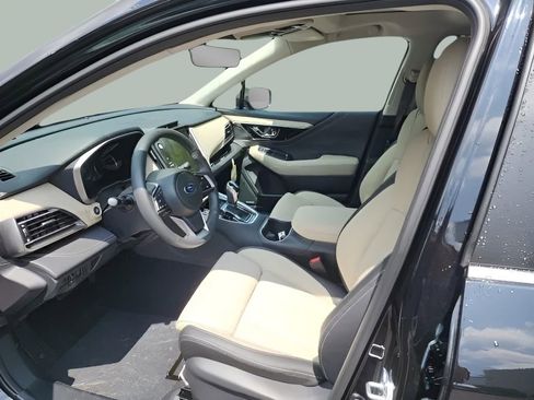 Used 2025 Subaru Outback Limited image 13