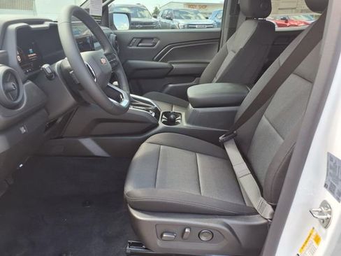 New 2026 Chevrolet Colorado W/T w/ WT Convenience Package II RWD image 15