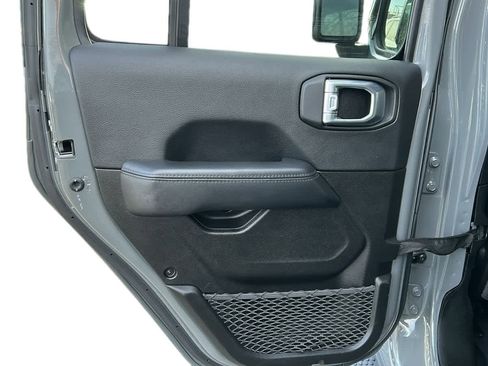 Certified 2022 Jeep Wrangler Unlimited Sahara image 21