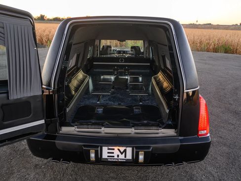 Used 2009 Cadillac DTS Hearse FWD image 93