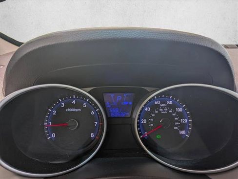 Used 2012 Hyundai Tucson GLS AWD/4WD image 11