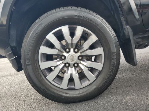 Certified 2023 Toyota Tacoma Limited AWD/4WD image 6
