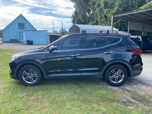 Used 2017 Hyundai Santa Fe Sport w/ 2.4L Tech Package 04 FWD image 1