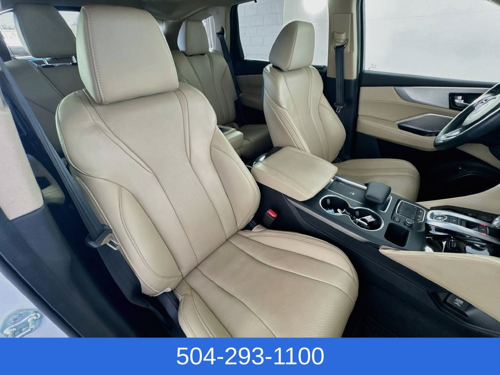 Used 2023 Acura MDX w/ Technology Package AWD/4WD image 32