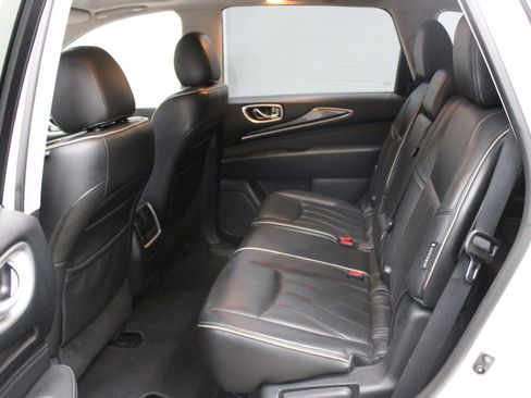 Used 2019 INFINITI QX60 Luxe w/ Essential Package image 12