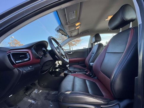 Used 2018 Kia Rio EX w/ EX Launch Edition image 13