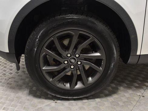 Used 2019 Land Rover Discovery Sport HSE image 37