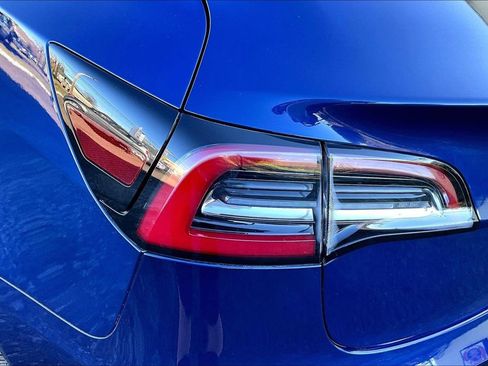Used 2019 Tesla Model 3 Long Range image 29