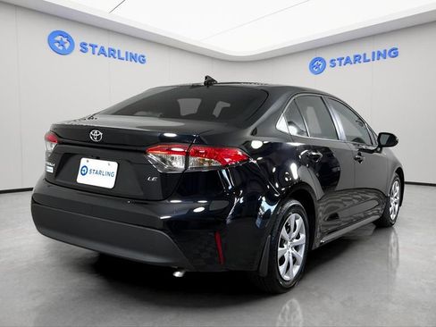 Used 2025 Toyota Corolla LE image 8