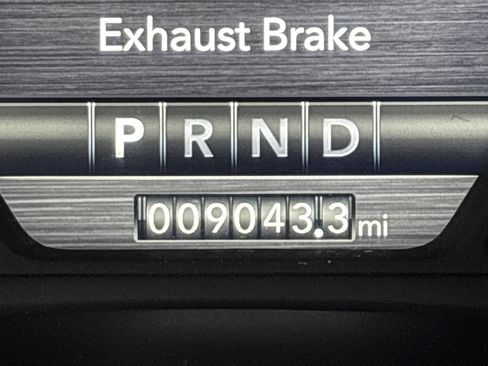 Used 2024 RAM 2500 Laramie w/ Safety Group image 21