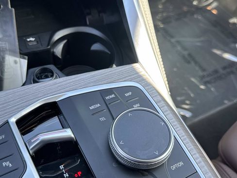 Certified 2025 BMW i4 eDrive40 RWD image 23