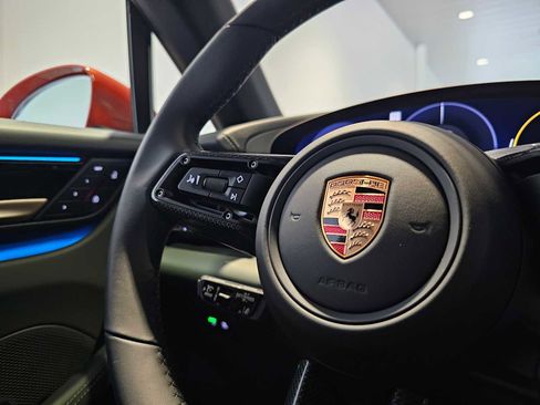 New 2025 Porsche Macan Electric image 30