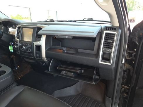 Used 2015 RAM 1500 Classic SLT w/ Luxury Group AWD/4WD image 37