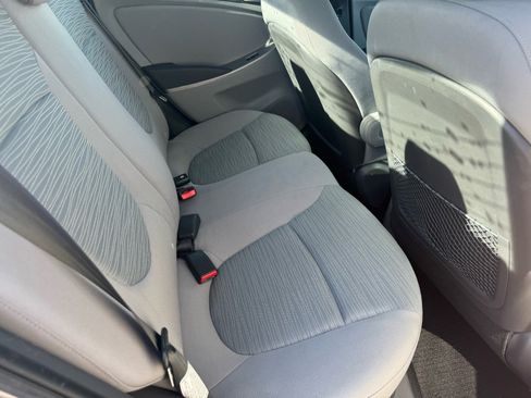 Used 2017 Hyundai Accent SE image 12