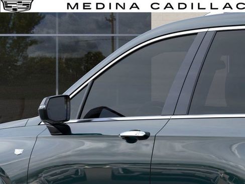 New 2025 Cadillac XT6 Premium Luxury image 13