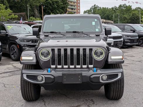 Used 2023 Jeep Wrangler Unlimited Sahara w/ Cold Weather Group AWD/4WD image 3