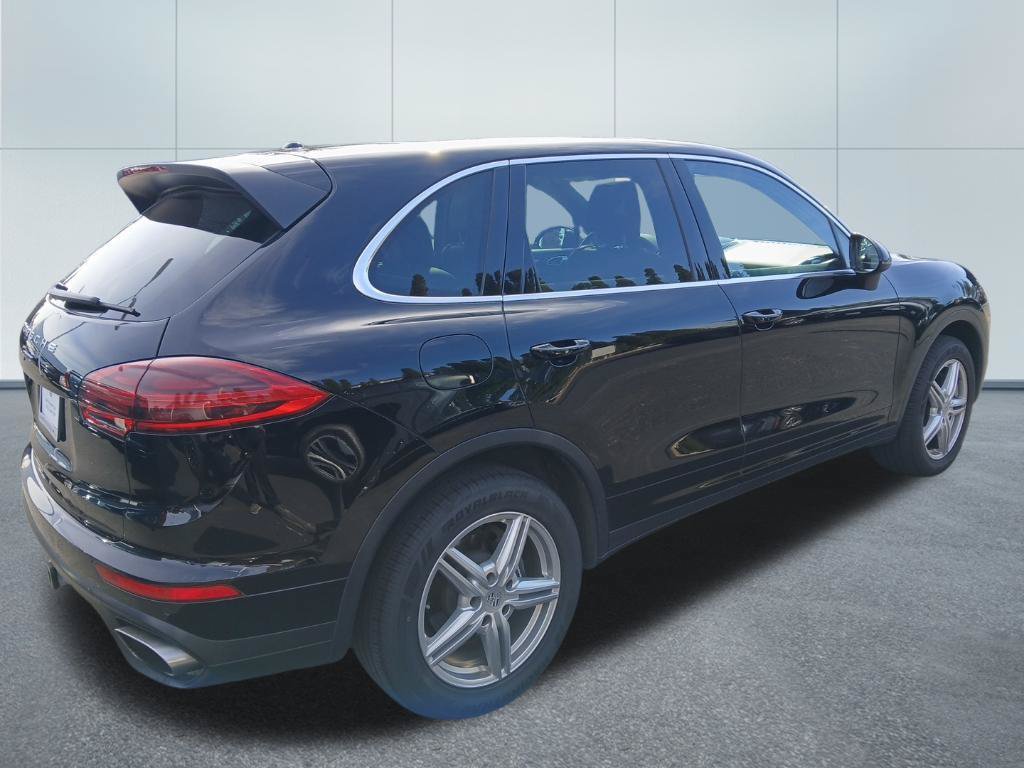 Used 2017 Porsche Cayenne AWD/4WD image 8