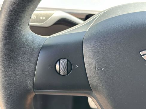 Used 2022 Tesla Model Y Performance AWD/4WD image 21