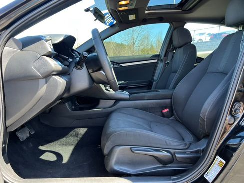 Used 2018 Honda Civic EX image 4