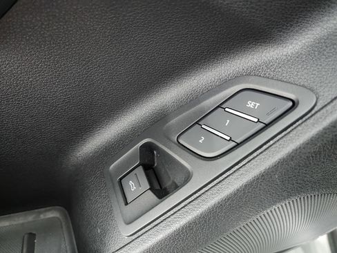 Used 2024 Audi Q3 2.0T Premium image 40