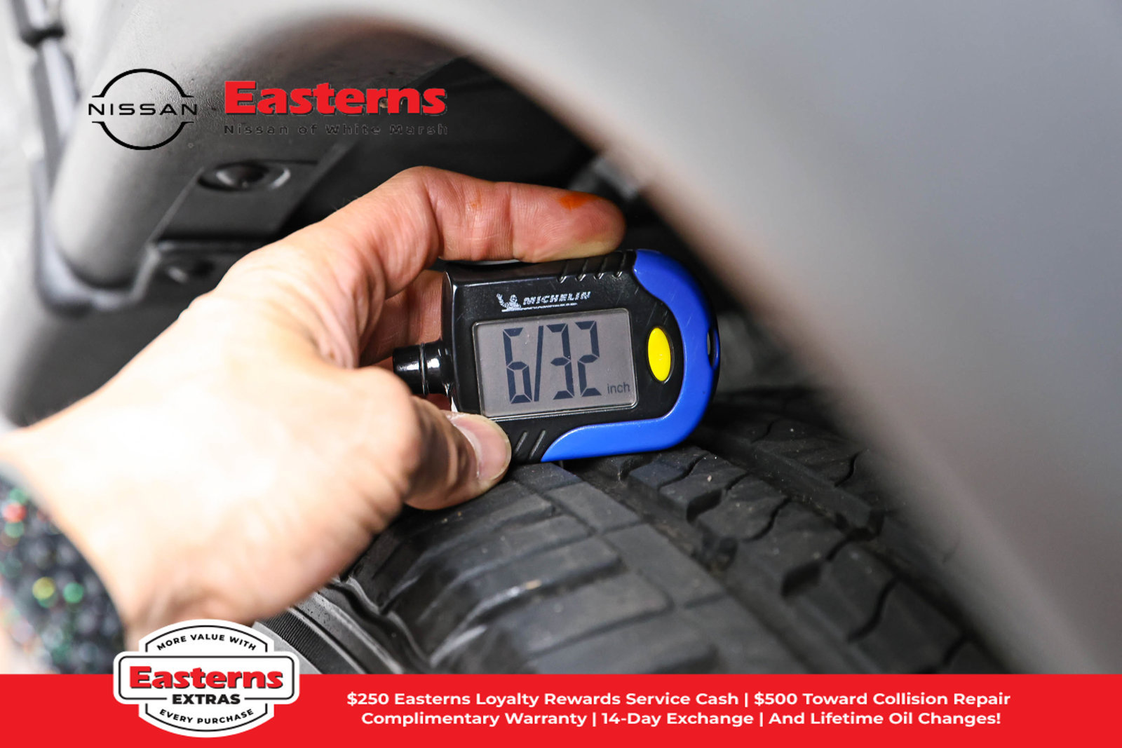 Used 2023 Nissan Rogue S AWD/4WD image 28