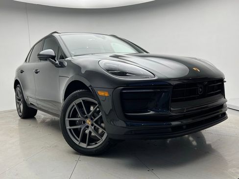 Used 2026 Porsche Macan image 24