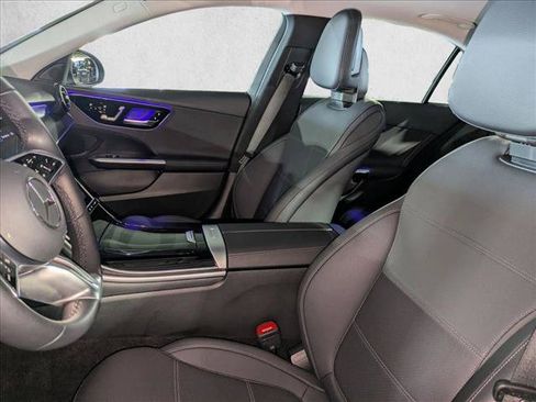 Used 2025 Mercedes-Benz C 300 Sedan image 20