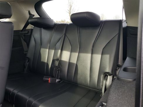 Certified 2023 Acura MDX SH-AWD w/ Technology Package image 16