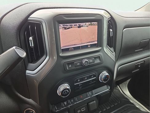 Used 2024 GMC Sierra 3500 Pro AWD/4WD image 17