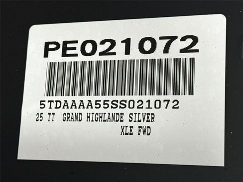 Certified 2025 Toyota Grand Highlander XLE image 46