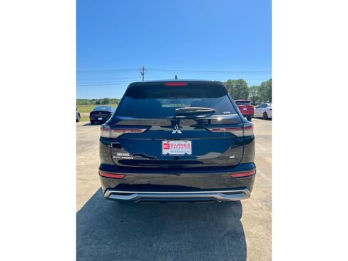 New 2026 Mitsubishi Outlander SE AWD/4WD image 6