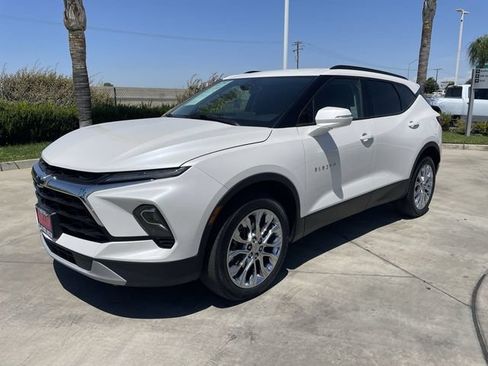 Used 2023 Chevrolet Blazer LT w/ LPO, Floor Liner Package FWD image 1